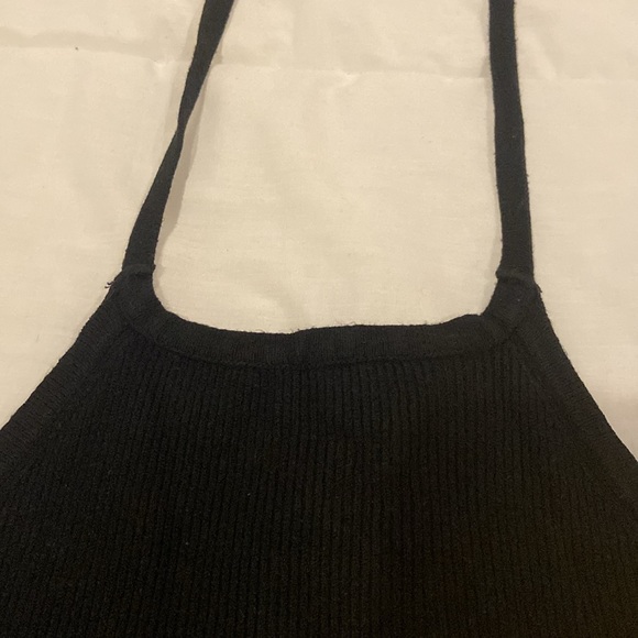 Black ribbed halter top - Picture 3 of 5